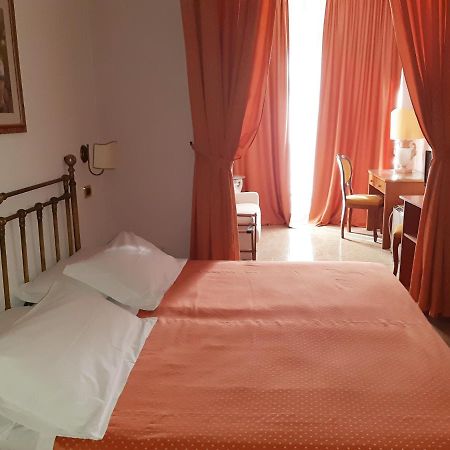 Andromaco Palace Hotel Таормина Екстериор снимка