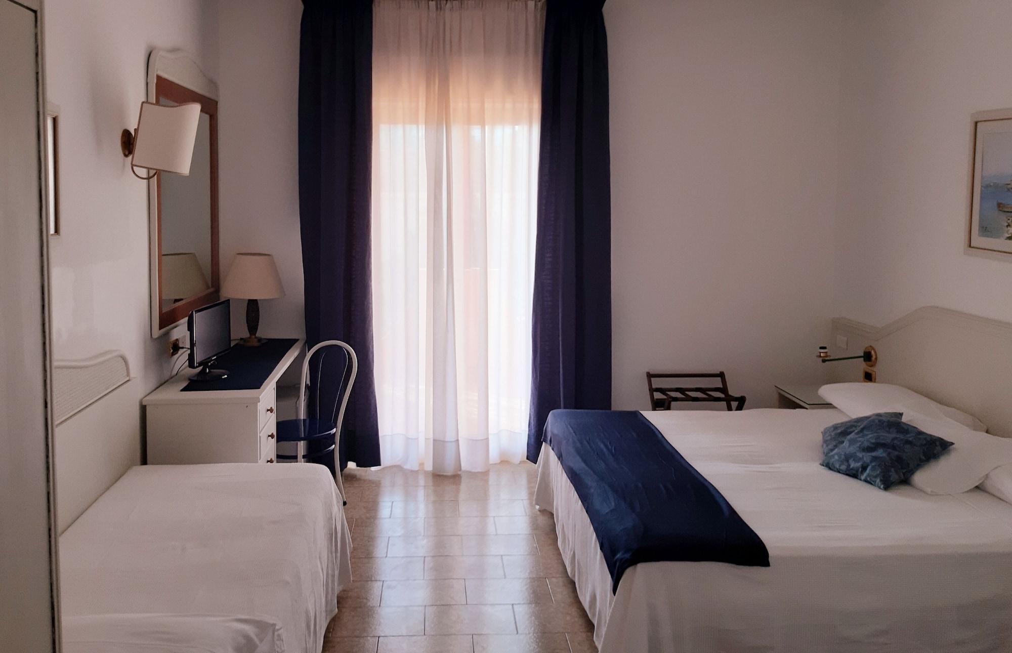 Andromaco Palace Hotel Таормина Екстериор снимка