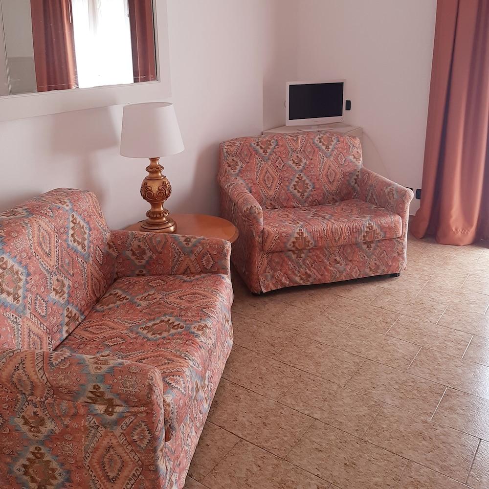 Andromaco Palace Hotel Таормина Екстериор снимка
