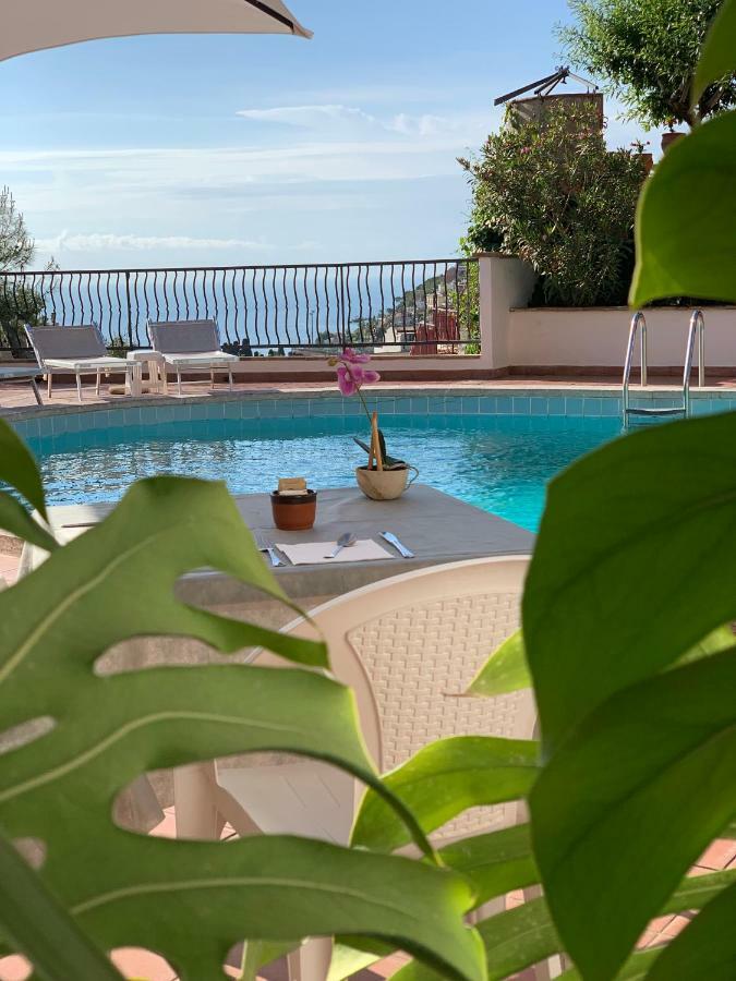 Andromaco Palace Hotel Таормина Екстериор снимка
